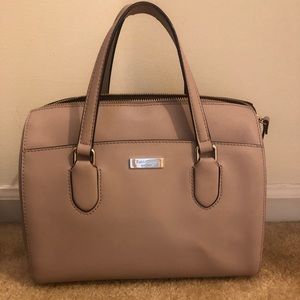 Like New Classic Kate Spade Handbag